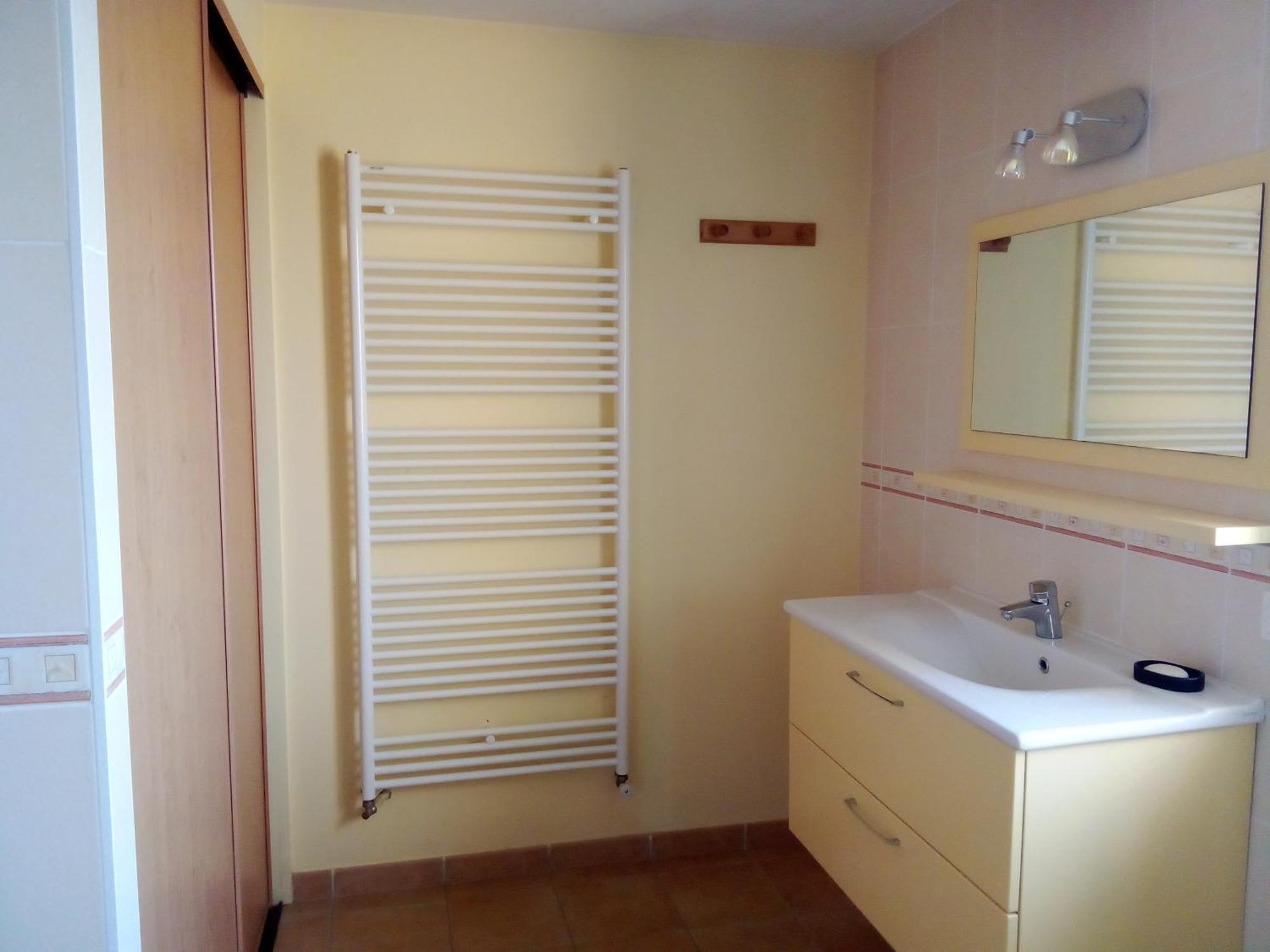 Appartamento Chez Steph Saint-Germain-Nuelles Esterno foto